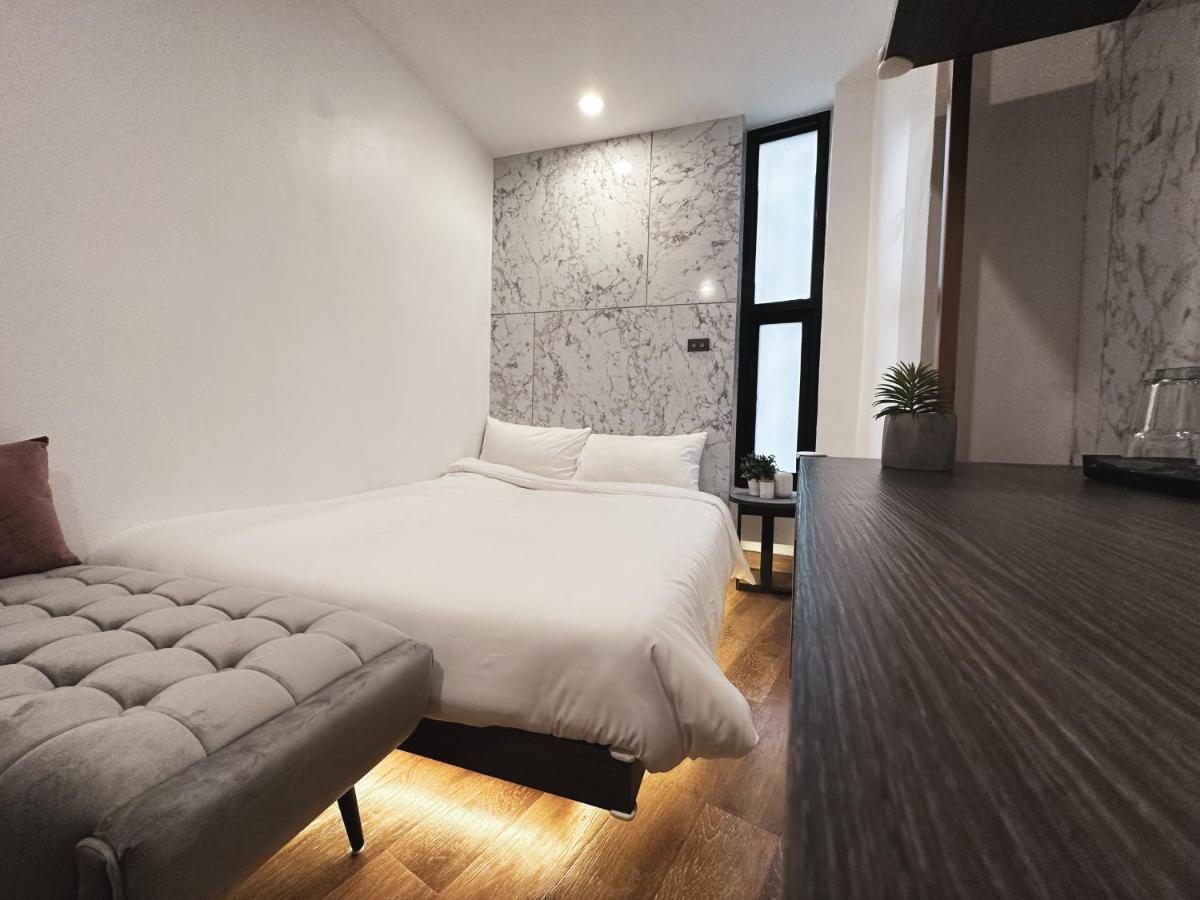Livinn91 Hotel Банкок Екстериор снимка