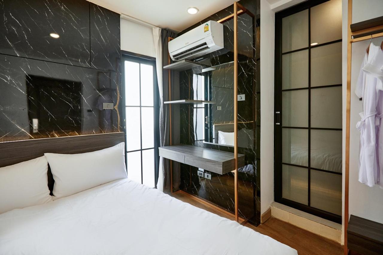 Livinn91 Hotel Банкок Стая снимка